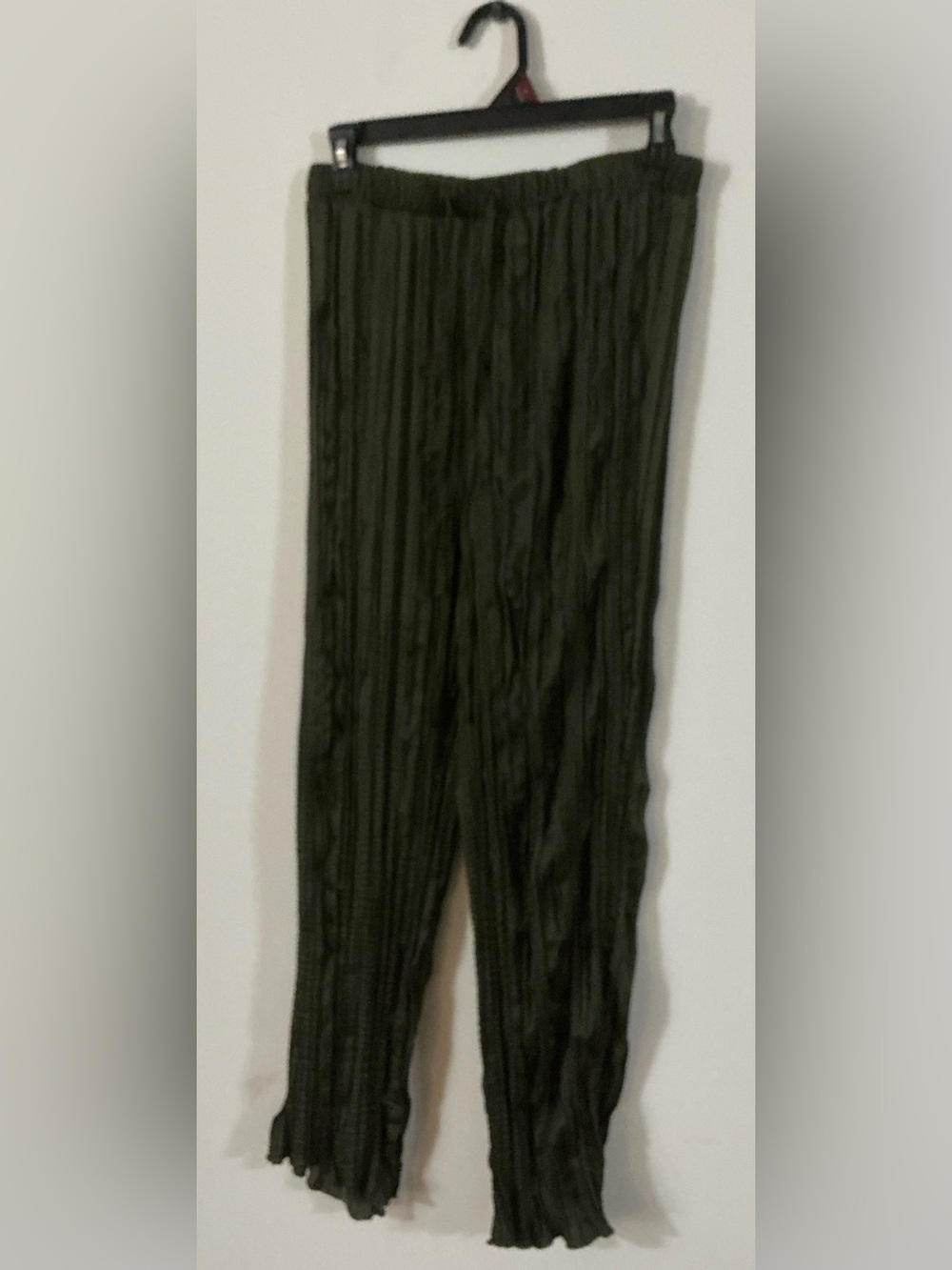 MELLODAY Women’s Olive Green Crepe Pleated Ankle Length Pants Size Medium